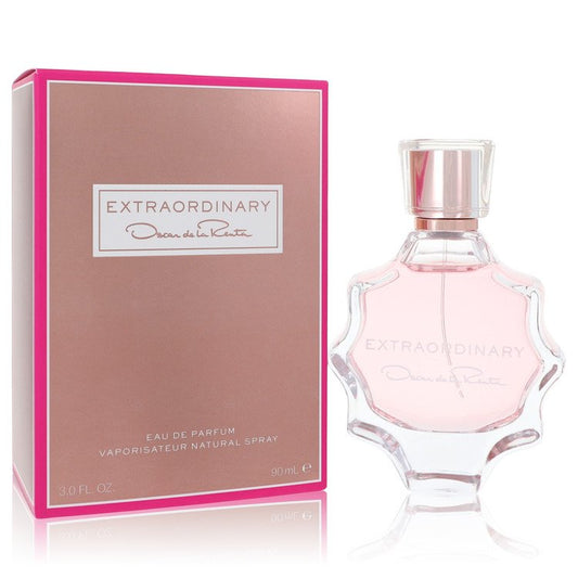 Oscar De La Renta Extraordinary by Oscar De La RentaEau De Parfum Spray 3 ozOscar De La Renta3 oz